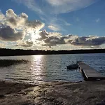 Uttis Науво